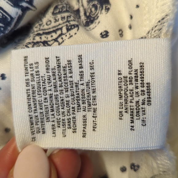 Pilcro and the Letterpress from Anthropologie White Slim Boyfriend Shorts - Picture 11 of 11